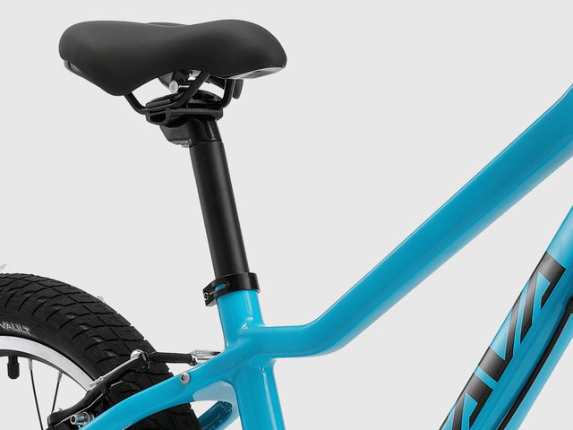Barn 2.2 blue