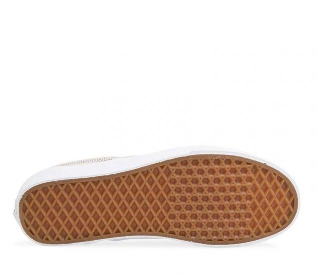 FOURGONS | SLIP-ON CLASSIQUE (DAIM PERFORÉ)